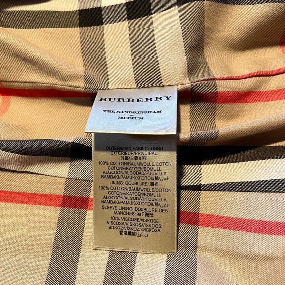 Burberry Trench Coat - Sandringham - Medium Length - Picture 4 of 13
